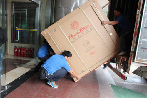 青云谱钢琴贵重工艺品无忧运